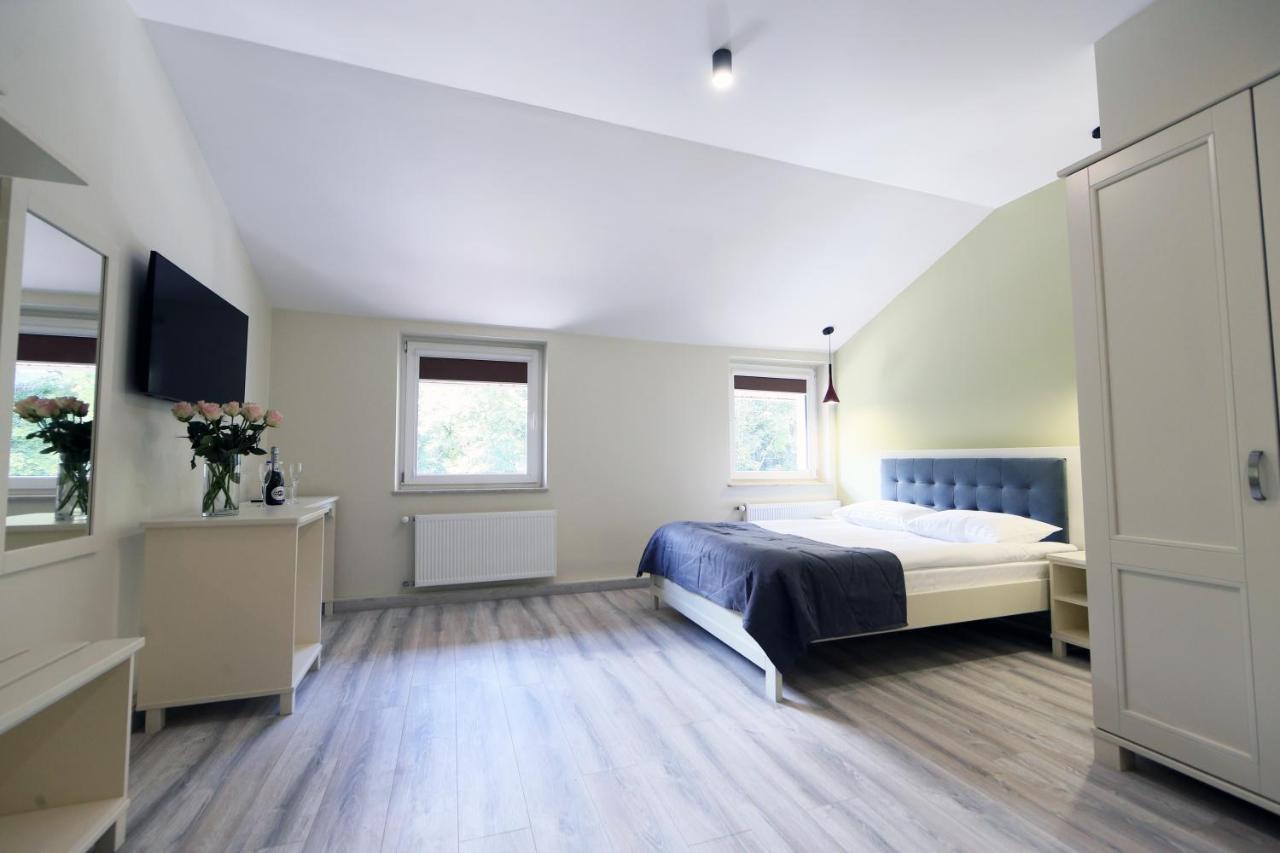 Hotel Golden Lemon Готель Золотий Лимон Lwów Zewnętrze zdjęcie